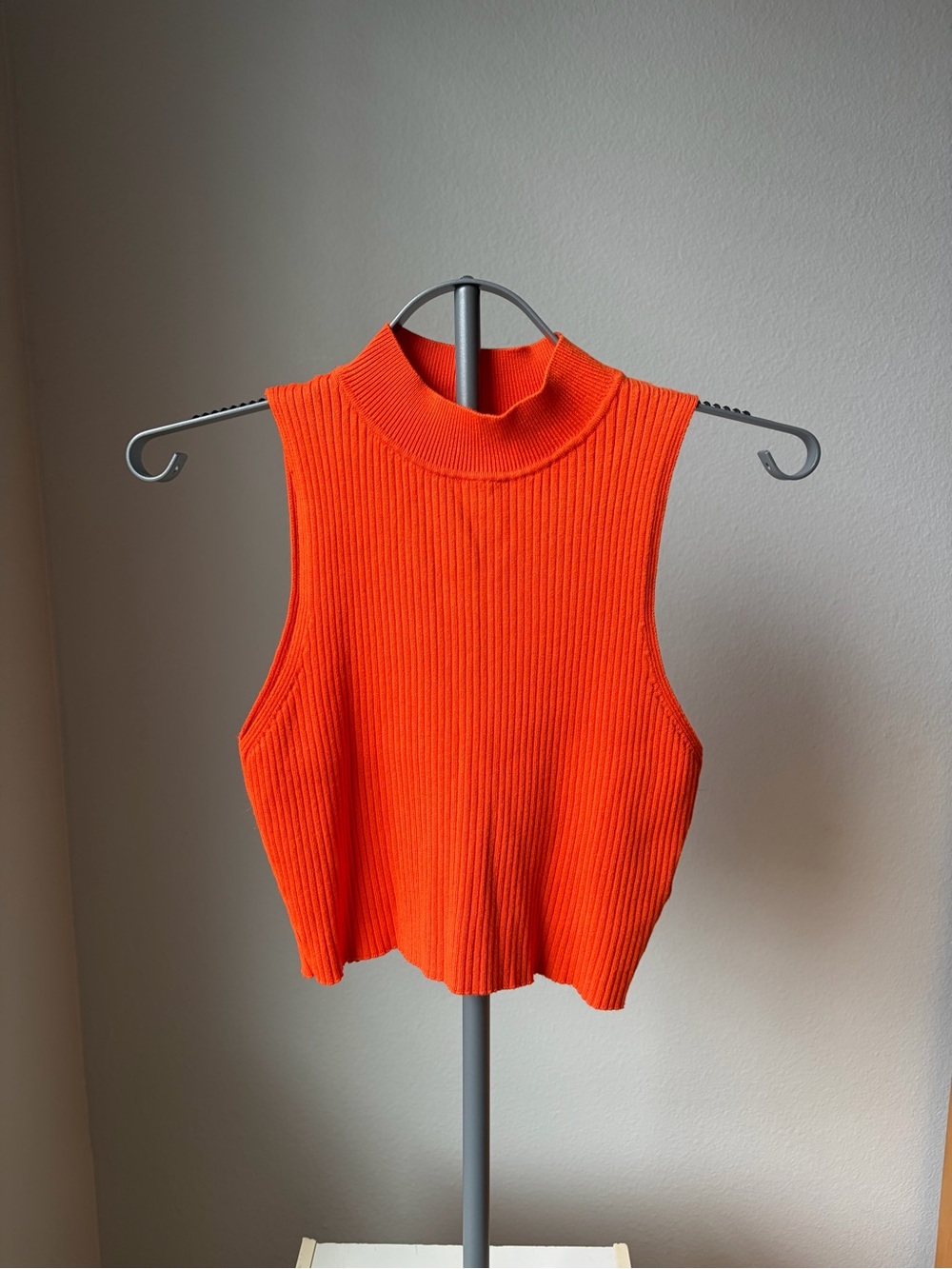 H&M Bright Orange Ribbed Sleeveless Mock Neck Tank